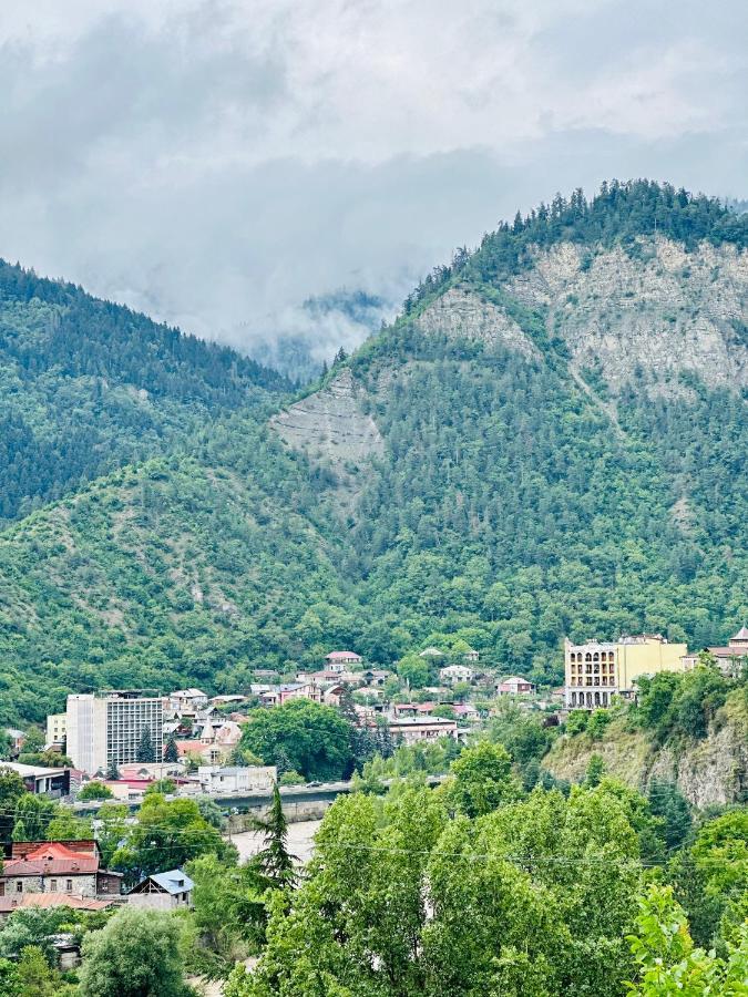 فندق Woodland بورجومي المظهر الخارجي الصورة